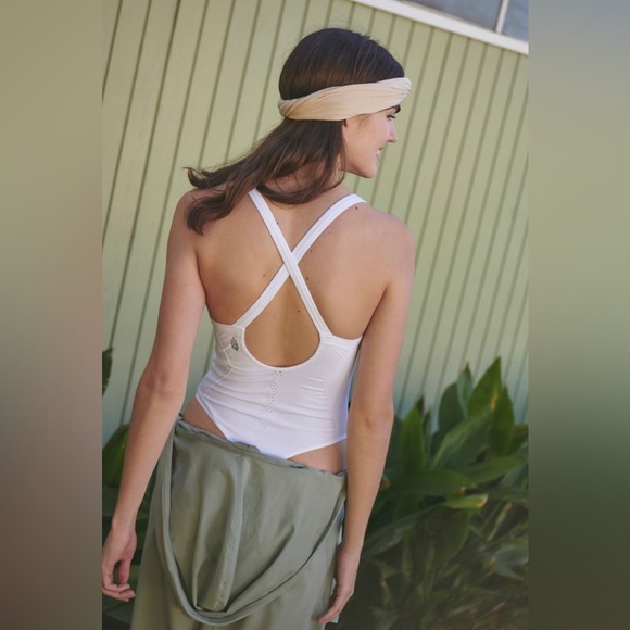 Free People Movement Good Karma Bodysuit Size M/L New NWOT - Picture 3 of 7